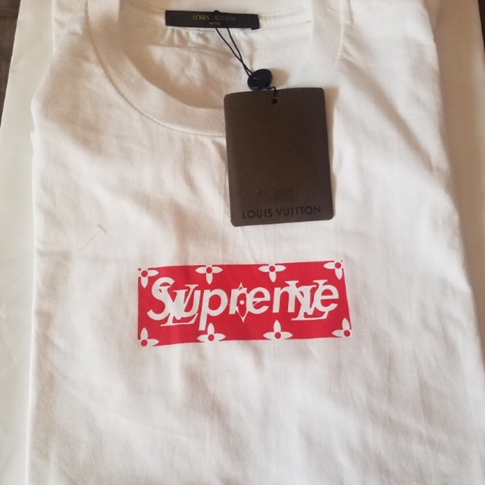 ❌SOLD❌ Supreme X Louis Vuitton Box Logo Tee